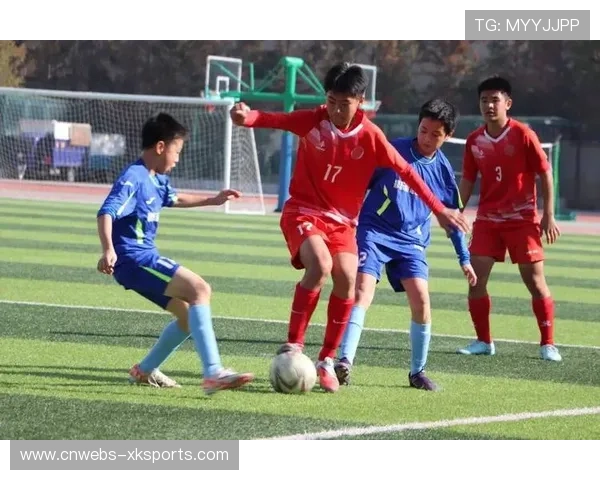 足球运动在青少年成长中的作用：体能、协作与意志品质