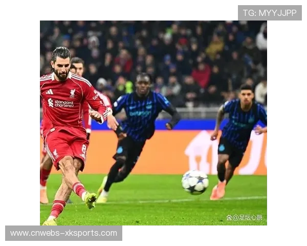 索博斯洛伊顶住圣西罗嘘声，罚入关键点球后振臂怒吼